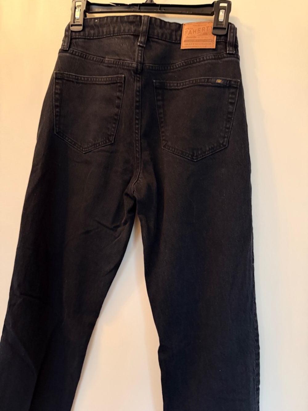 Faherty Women's Straight Leg Black Jeans